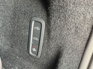 Volvo XC60 MY22 Facelift Recharge Plug-In Hybrid 2.0 R4 T6 186kW