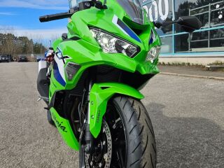 Kawasaki ZX-4RR R4 57kW - auto24.ee
