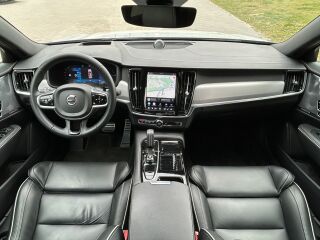 Volvo S90 T8 AWD Plug-In Hybrid 2.0 R4 288kW