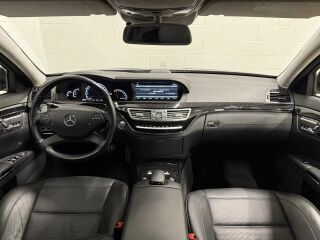 Mercedes-Benz S 63 AMG Long Facelift 6.2 156984 386кВ