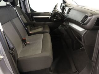 Toyota ProAce Shuttle   Mulitmeedia Paketid 130kW