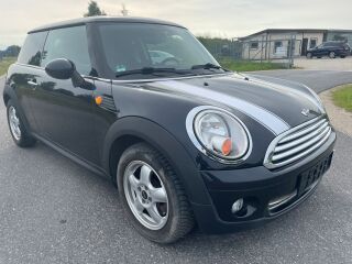 MINI Cooper 1.6 88кВ