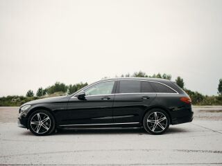Mercedes-Benz C 300 e 2.0 235kW