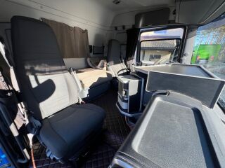 Scania R560 LB6X2HSZ 412кВ