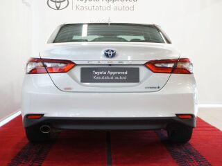 Toyota Camry Luxury Business 2.5 131kW