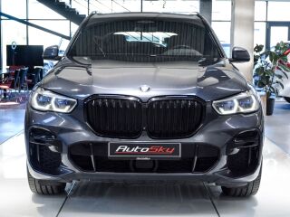 BMW X5 xDrive30d 3.0 210кВ