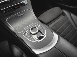 Mercedes-Benz C 220 Amg-Pakett 2.0 143kW