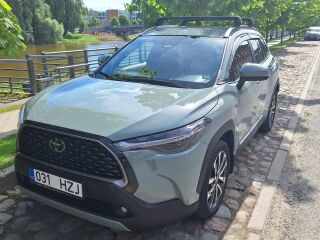 Toyota Corolla Cross Luxury Limited 1.8 72kW