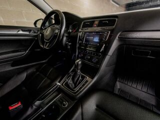 Volkswagen Golf Alltrack 1.8 R4 132кВ