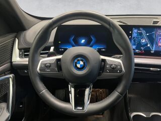 BMW iX1 xDrive30 M-Sportpakett 225kW