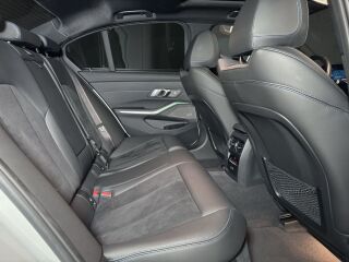 BMW 330 E M-Sportpakett PRO LCI 2.0 215кВ