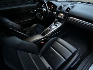 Porsche Cayman 2.0 220kW