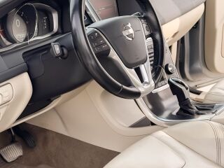 Volvo XC60 SUMMUM AWD D5 2.4 D5 158kW