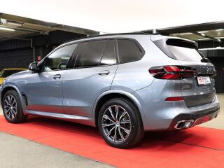 BMW X5 xDrive30d M-Sportpakett LCI 3.0 MHEV 210кВ