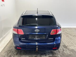 Toyota Avensis 93kW