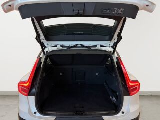 Volvo XC40 T5 Recharge 1.5 132кВ