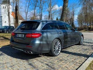 Mercedes-Benz E 350 AMG pakett 3.0 190kW
