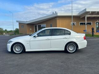 BMW 330 3.0 170kW
