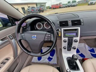 Volvo C70 FACELIFT MOMENTUM CABRIO 2.0 110кВ