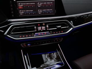 BMW X7 M50 3.0 Dark Shadow Edition 294кВ