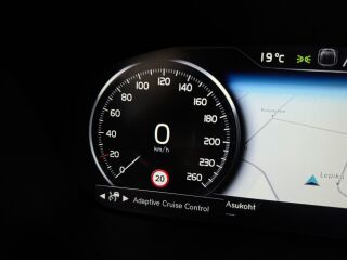 Volvo V90 Cross Country Summum 2.0 D4 140kW