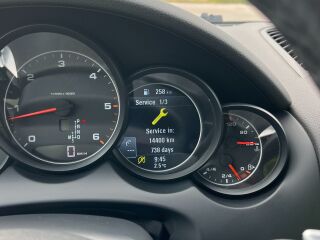 Porsche Cayenne PLATINUM EDITION 180kW