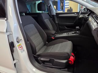 Volkswagen Passat FaceLift Variant Business 2.0 R4 TDi 147kW