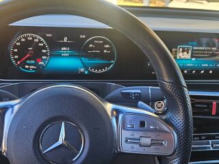 Mercedes-Benz EQC 400 AMG line 4matic 300кВ