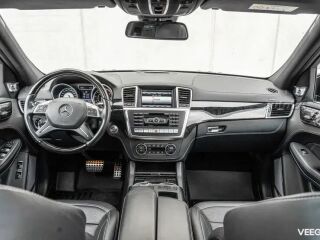 Mercedes-Benz GL 63 AMG 5.5 V8 Bi-Turbo 410kW