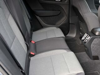 Volvo XC40 H&K R-DESIGN INTELLI SAFE FACELIFT MY2023 1.5 T2 95кВ