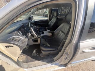 Lancia Voyager 2.8 R4 120kW