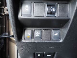 Nissan Qashqai Tekna EU5 1.5 dCi Pure Drive 81kW
