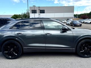Audi Q8 Quattro S-Line 3.0 TDI 210kW