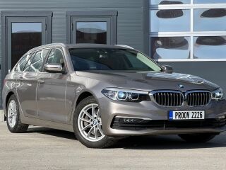 BMW 530 xDrive Touring Individual 3.0 195kW