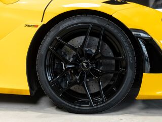 McLaren 750S 4.0 552kW
