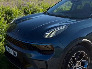 Lynk & Co 01 MORE PHEV INFINITY 1.5 192кВ