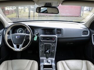 Volvo V60 D3 2.0 120kW