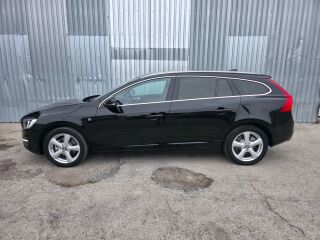 Volvo V60 Ocean Race Onyx Black 2.0 88кВ