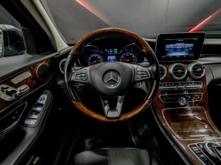 Mercedes-Benz C 350 Avantgrade 2.0 205kW