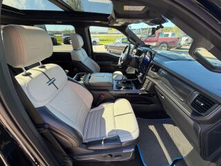 Ford F-150 Lightning Platinum Extended Range SuperCrew