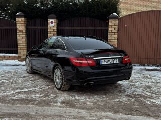 Mercedes-Benz E 550 4.7 V8 300kW