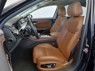 Audi A8 L Quattro 3.0 V6 TDI 210кВ