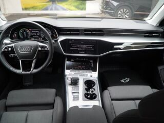 Audi A6 50 TFSI e quattro 2.0 220кВ