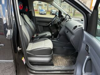 Volkswagen Caddy Long 1.6 75kW