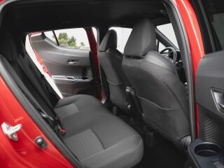 Toyota C-HR Hybrid Crossover Style 2.0 112kW
