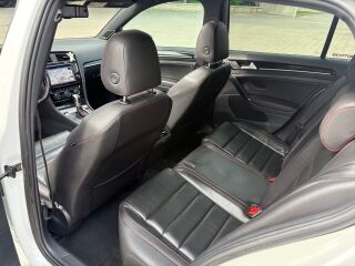 Volkswagen Golf GTI 2.0 R4 236kW