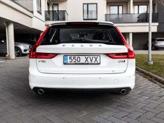 Volvo V90 AWD 2.0 173kW
