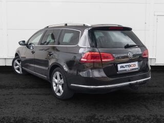 Volkswagen Passat Variant EcoFuel Highline 1.4 R4 TSI 110кВ