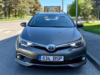 Toyota Auris Activ Hybrid Luxury Facelift 1.8 90kW