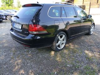 Volkswagen Golf Exclusive 2.0 103kW